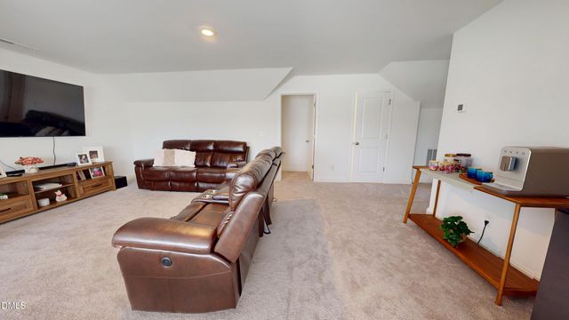 1720 Pinecliff Court, Fuquay Varina, NC 27526