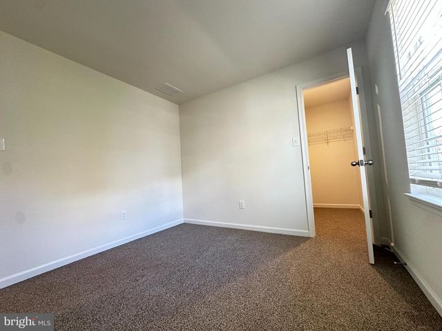 377 MINCK AVE, West Berlin, NJ 08091