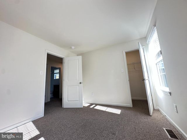 377 MINCK AVE, West Berlin, NJ 08091