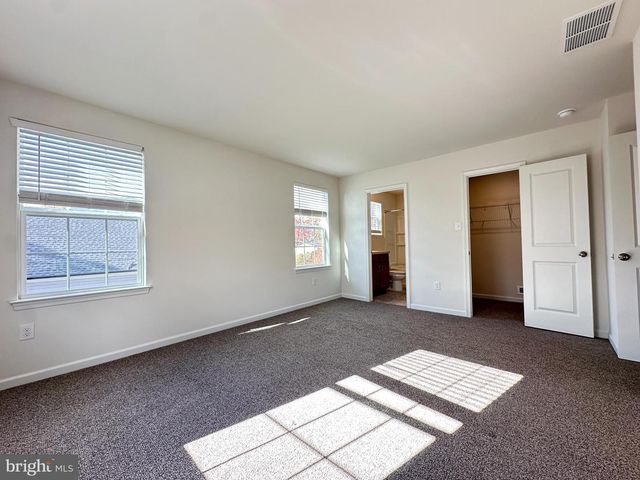 377 MINCK AVE, West Berlin, NJ 08091