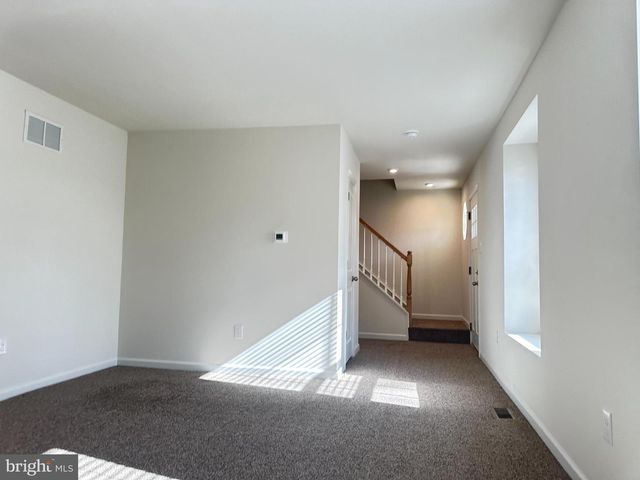 377 MINCK AVE, West Berlin, NJ 08091