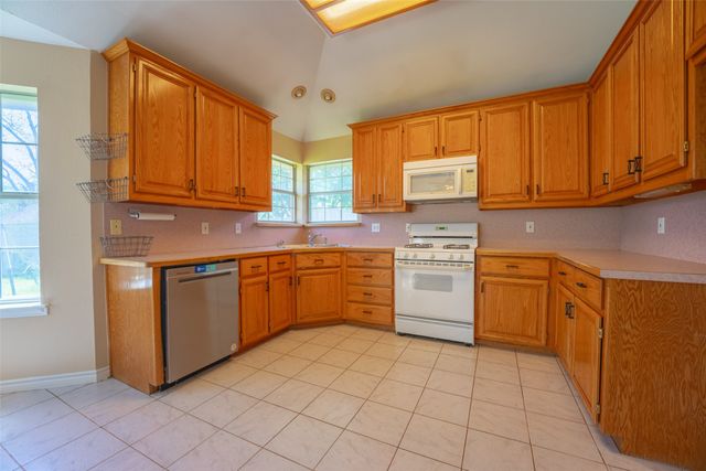 604 N Cherry Street, Aubrey, TX 76227