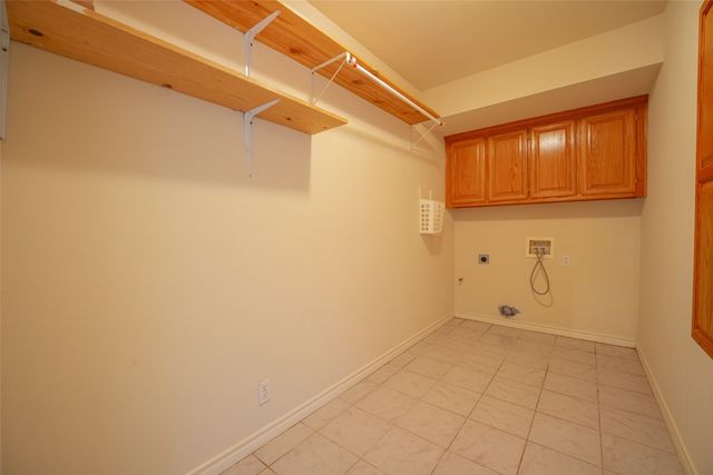 604 N Cherry Street, Aubrey, TX 76227