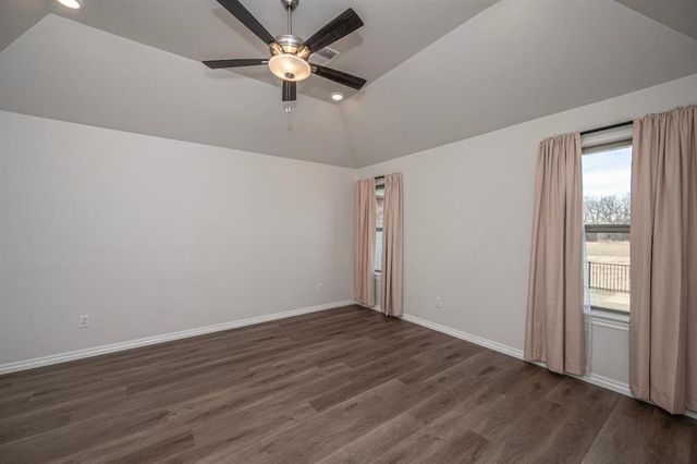 16305 Marigold Avenue, Edmond, OK 73013