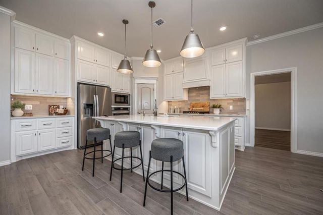 16305 Marigold Avenue, Edmond, OK 73013