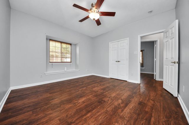 1945 Dorothy Lane, Sealy, TX 77474