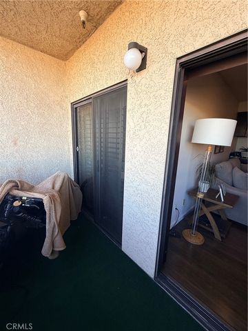 14630 Dickens Street 307, Sherman Oaks, CA 91403