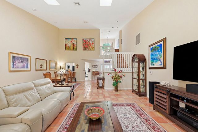 4115 Carriage Drive P2, Pompano Beach, FL 33069