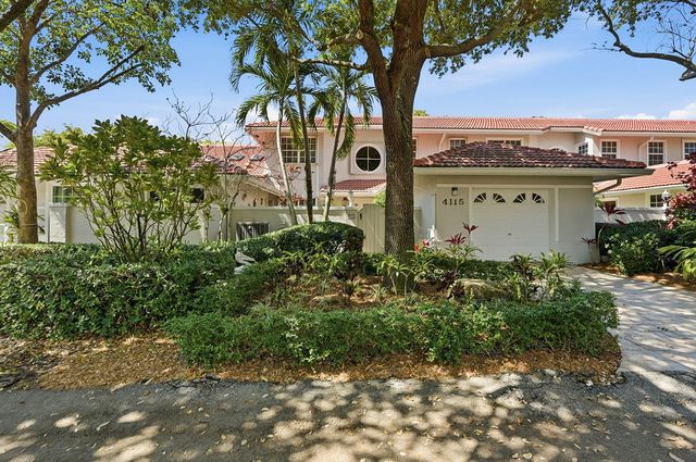 4115 Carriage Drive P2, Pompano Beach, FL 33069