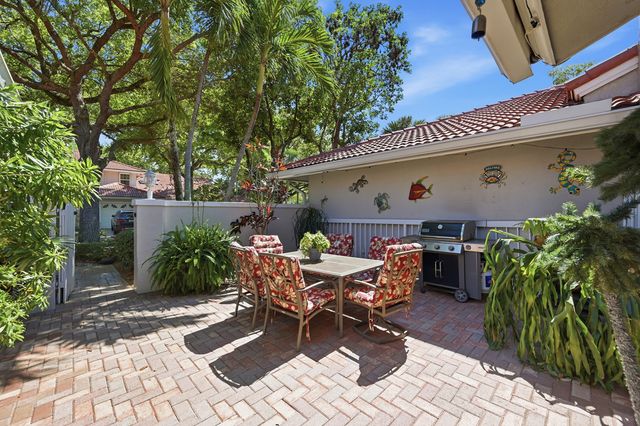 4115 Carriage Drive P2, Pompano Beach, FL 33069