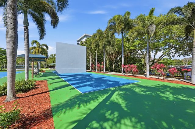 4115 Carriage Drive P2, Pompano Beach, FL 33069