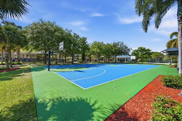 4115 Carriage Drive P2, Pompano Beach, FL 33069