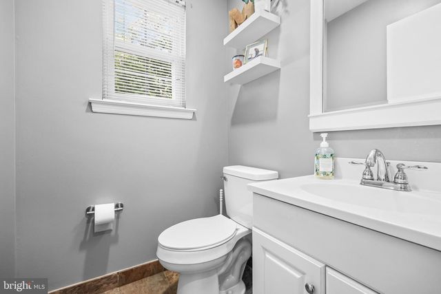 19 BELMONT CT, Sicklerville, NJ 08081