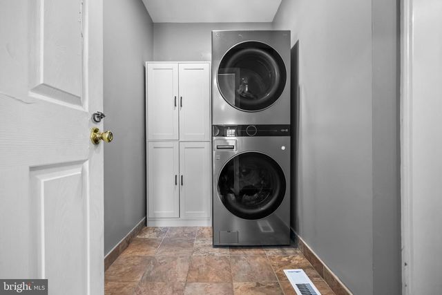 19 BELMONT CT, Sicklerville, NJ 08081