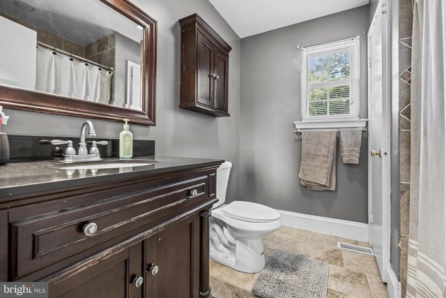 19 BELMONT CT, Sicklerville, NJ 08081