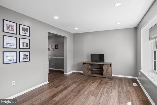 19 BELMONT CT, Sicklerville, NJ 08081