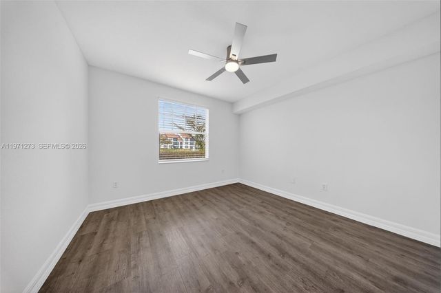 7925 Preserve Cir 316, Naples, FL 34119