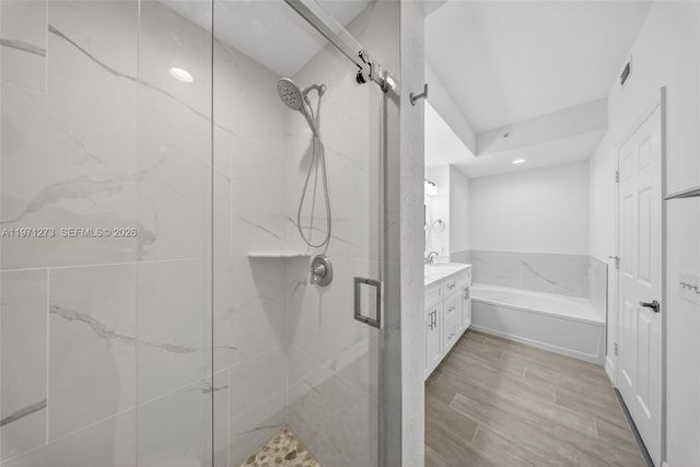 7925 Preserve Cir 316, Naples, FL 34119