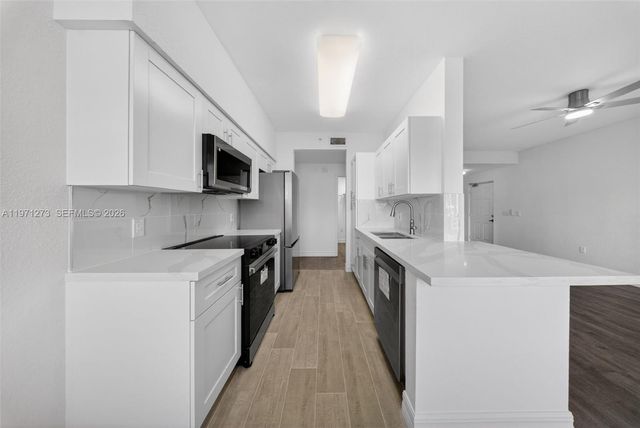 7925 Preserve Cir 316, Naples, FL 34119