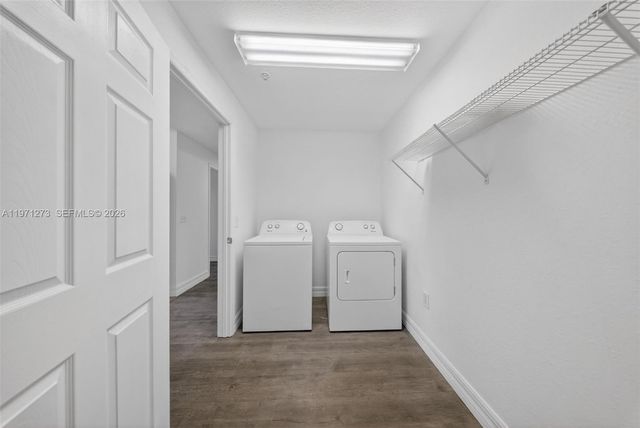 7925 Preserve Cir 316, Naples, FL 34119