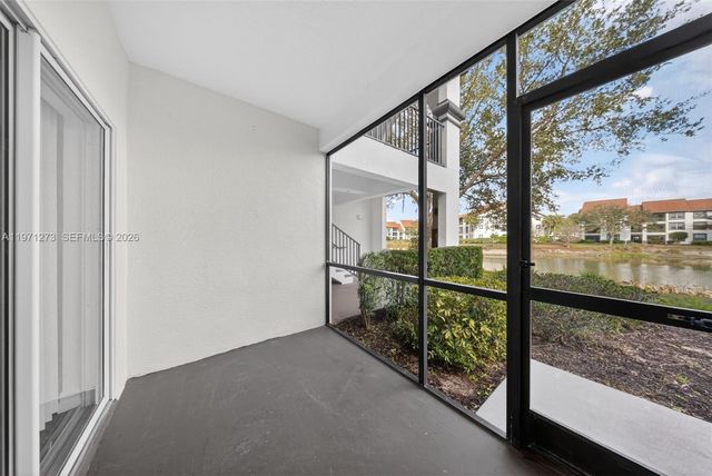 7925 Preserve Cir 316, Naples, FL 34119