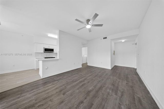 7925 Preserve Cir 316, Naples, FL 34119