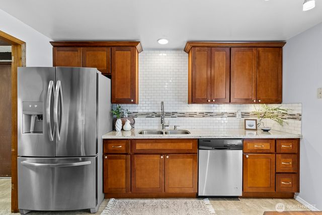 9723 Forest Avenue SW, Lakewood, WA 98498