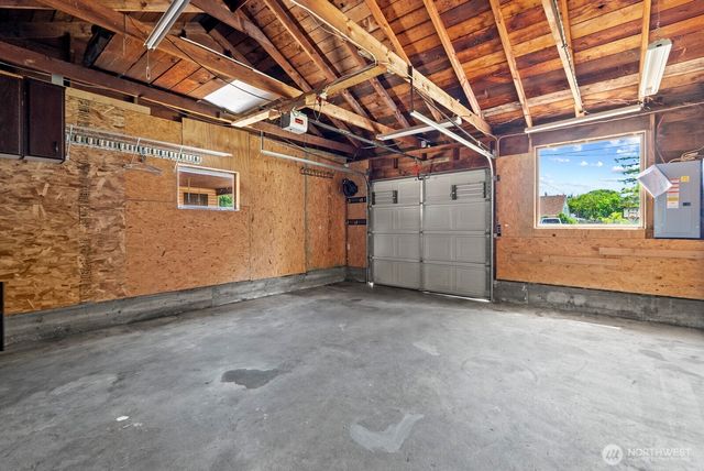 9723 Forest Avenue SW, Lakewood, WA 98498
