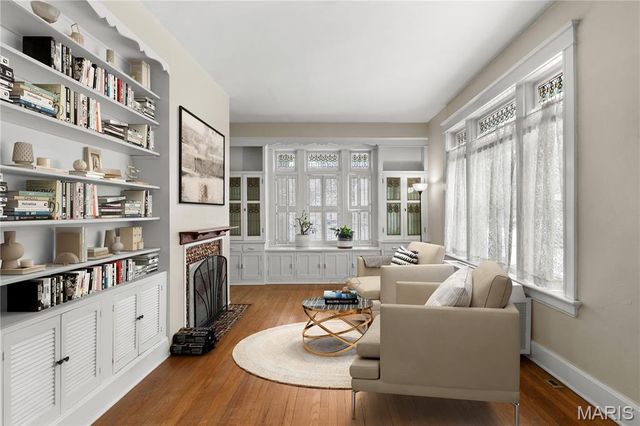 1106 Washington Avenue, Alton, IL 62002