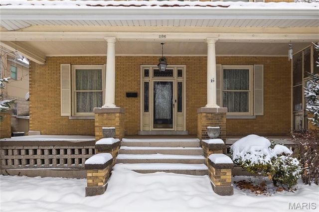 1106 Washington Avenue, Alton, IL 62002