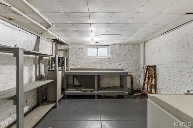 1106 Washington Avenue, Alton, IL 62002