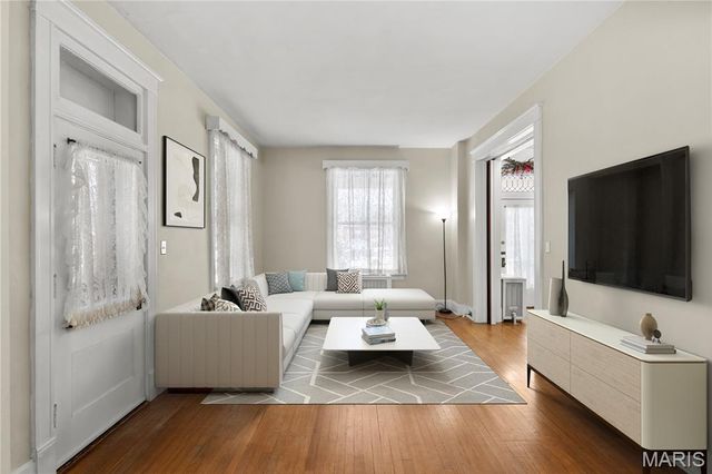 1106 Washington Avenue, Alton, IL 62002