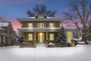 1106 Washington Avenue, Alton, IL 62002