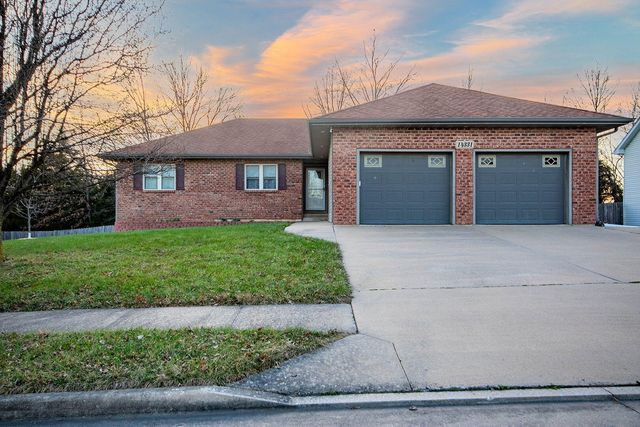 14331 ONTARIO DR, Hallsville, MO 65255