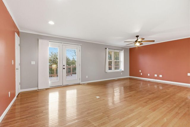 14331 ONTARIO DR, Hallsville, MO 65255