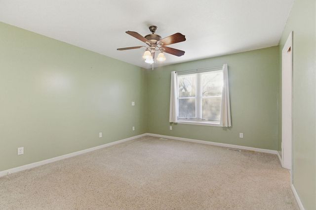 14331 ONTARIO DR, Hallsville, MO 65255