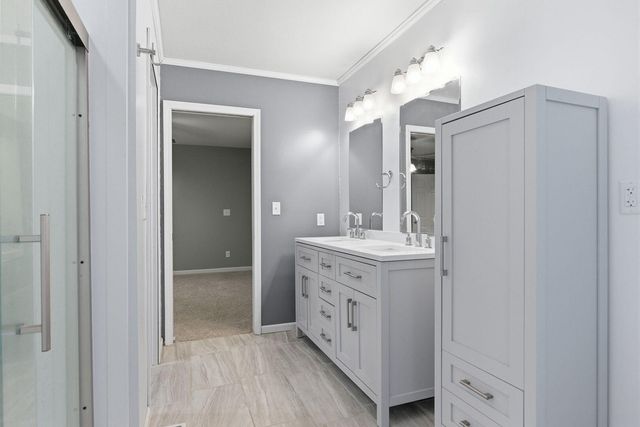 14331 ONTARIO DR, Hallsville, MO 65255