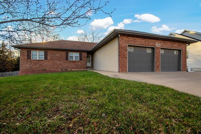 14331 ONTARIO DR, Hallsville, MO 65255