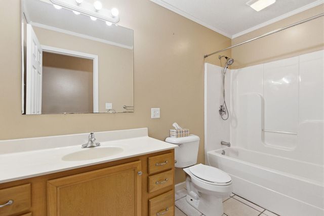 14331 ONTARIO DR, Hallsville, MO 65255