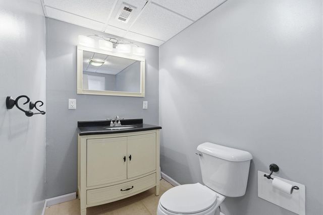 14331 ONTARIO DR, Hallsville, MO 65255