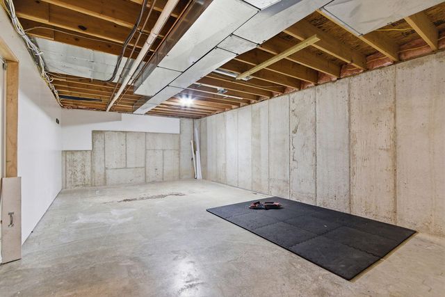 14331 ONTARIO DR, Hallsville, MO 65255