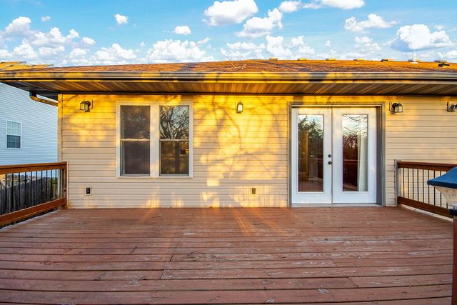 14331 ONTARIO DR, Hallsville, MO 65255