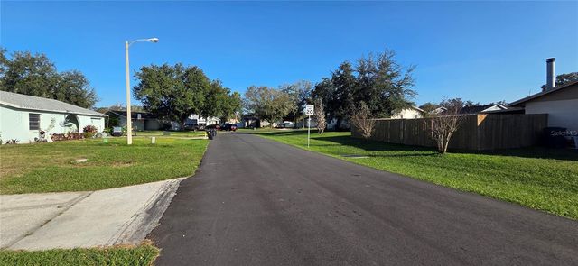 1359 PRIMROSE COURT, Lakeland, FL 33811