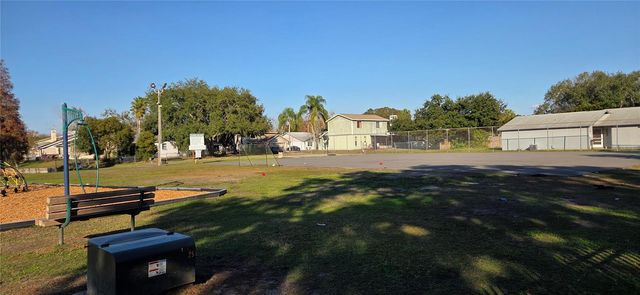 1359 PRIMROSE COURT, Lakeland, FL 33811