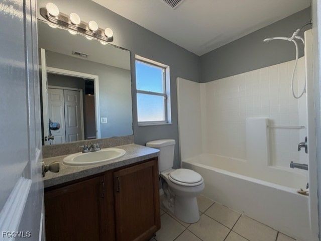 3111 20th ST SW, Lehigh Acres, FL 33976