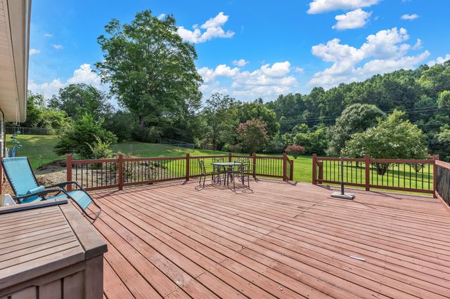 605 E Farrell Street, Niota, TN 37826