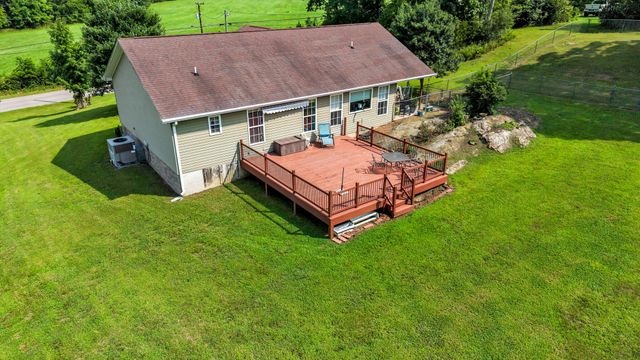 605 E Farrell Street, Niota, TN 37826