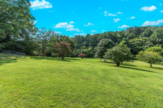 605 E Farrell Street, Niota, TN 37826