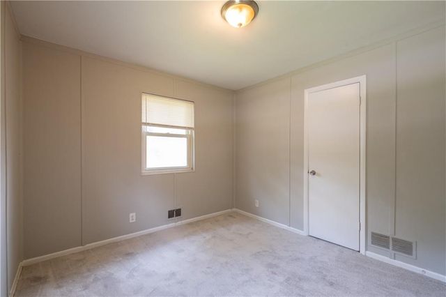 2660 Beacon Drive, Atlanta, GA 30349