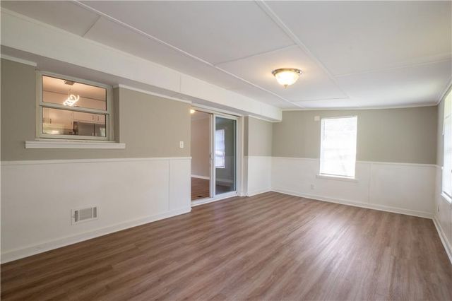 2660 Beacon Drive, Atlanta, GA 30349